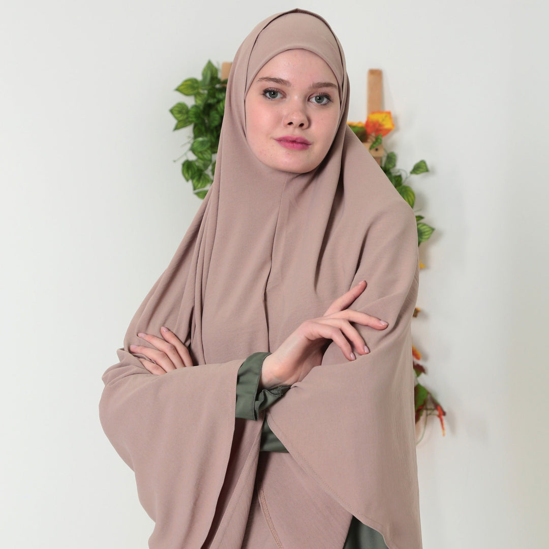 Saudi Heup Khimar Taupe