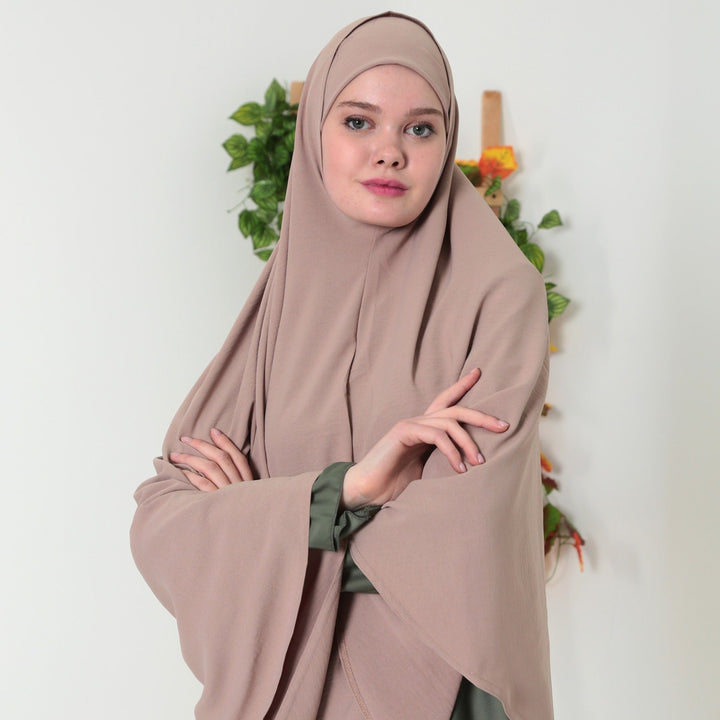 Saudi Heup Khimar Taupe